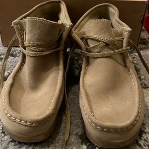 CLARKS TAN US 10